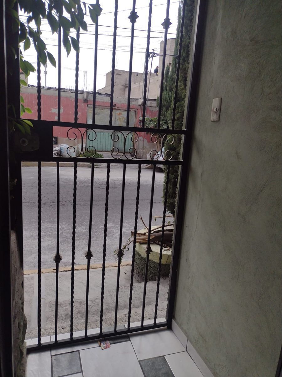 8 de 43