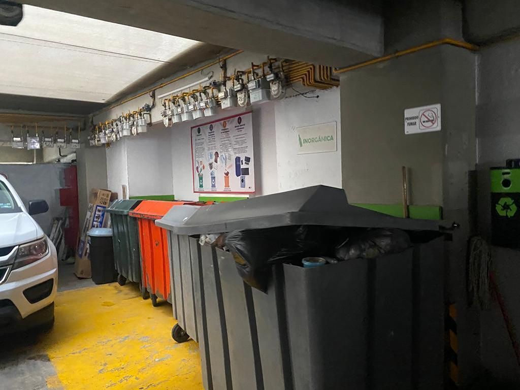 28 de 31: Zona de recolección de basura