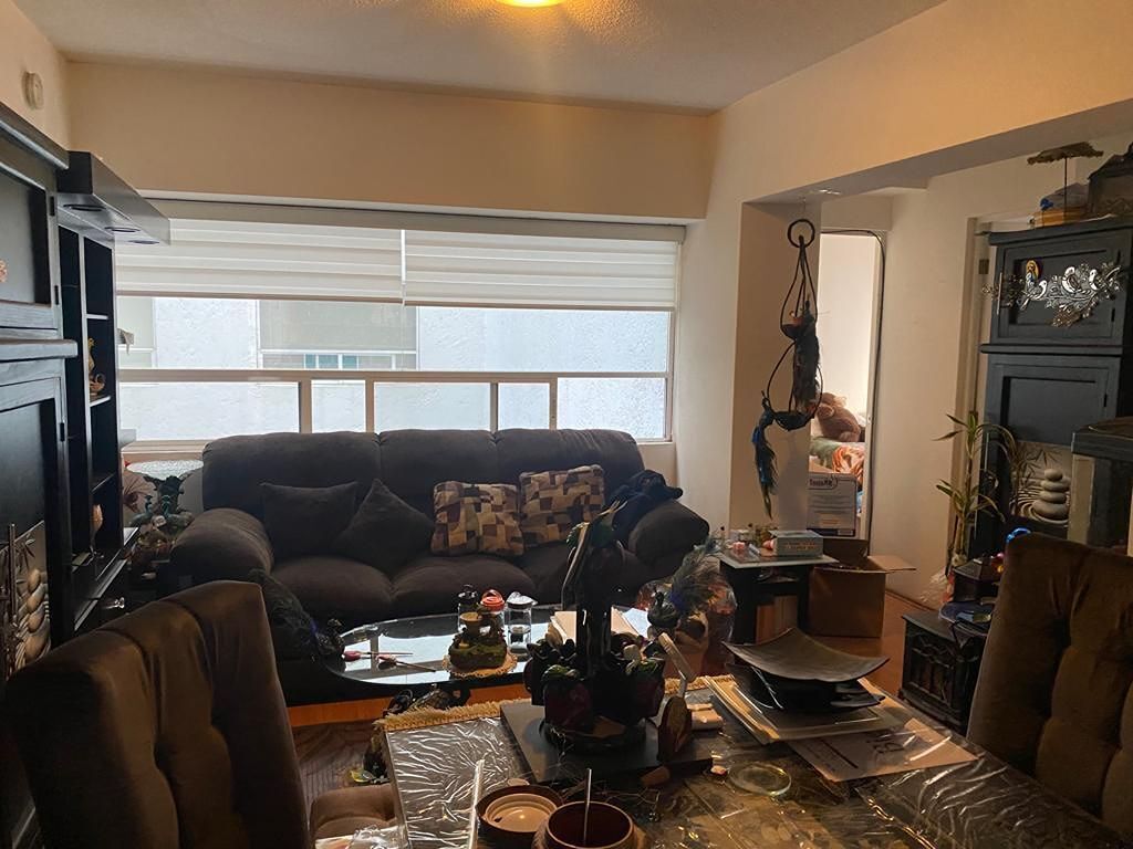 7 de 31: Sala comedor del departamento