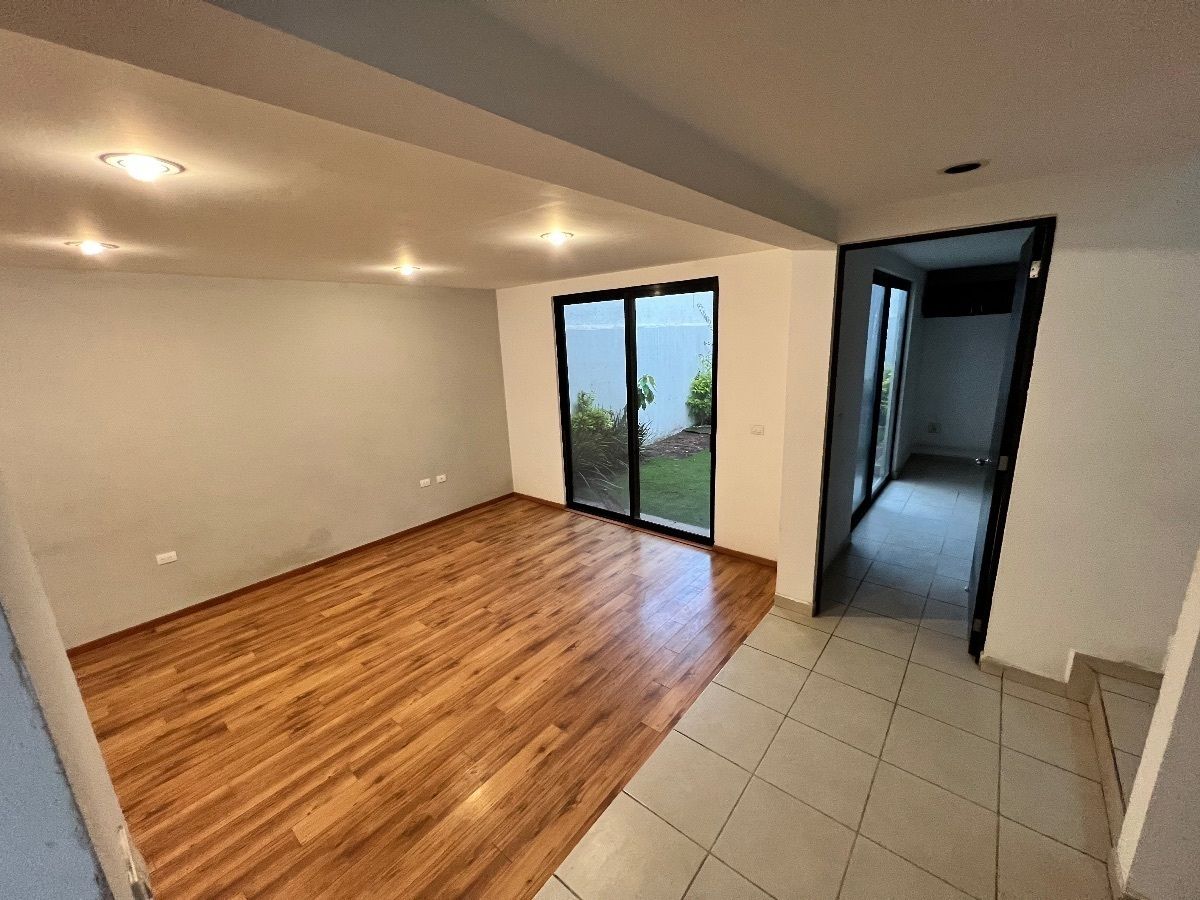 Casa em Milenio III, Querétaro, foto 3 de 21