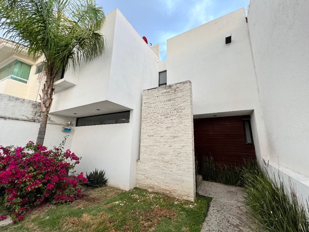 Casa em Milenio III, Querétaro, foto 2 de 21