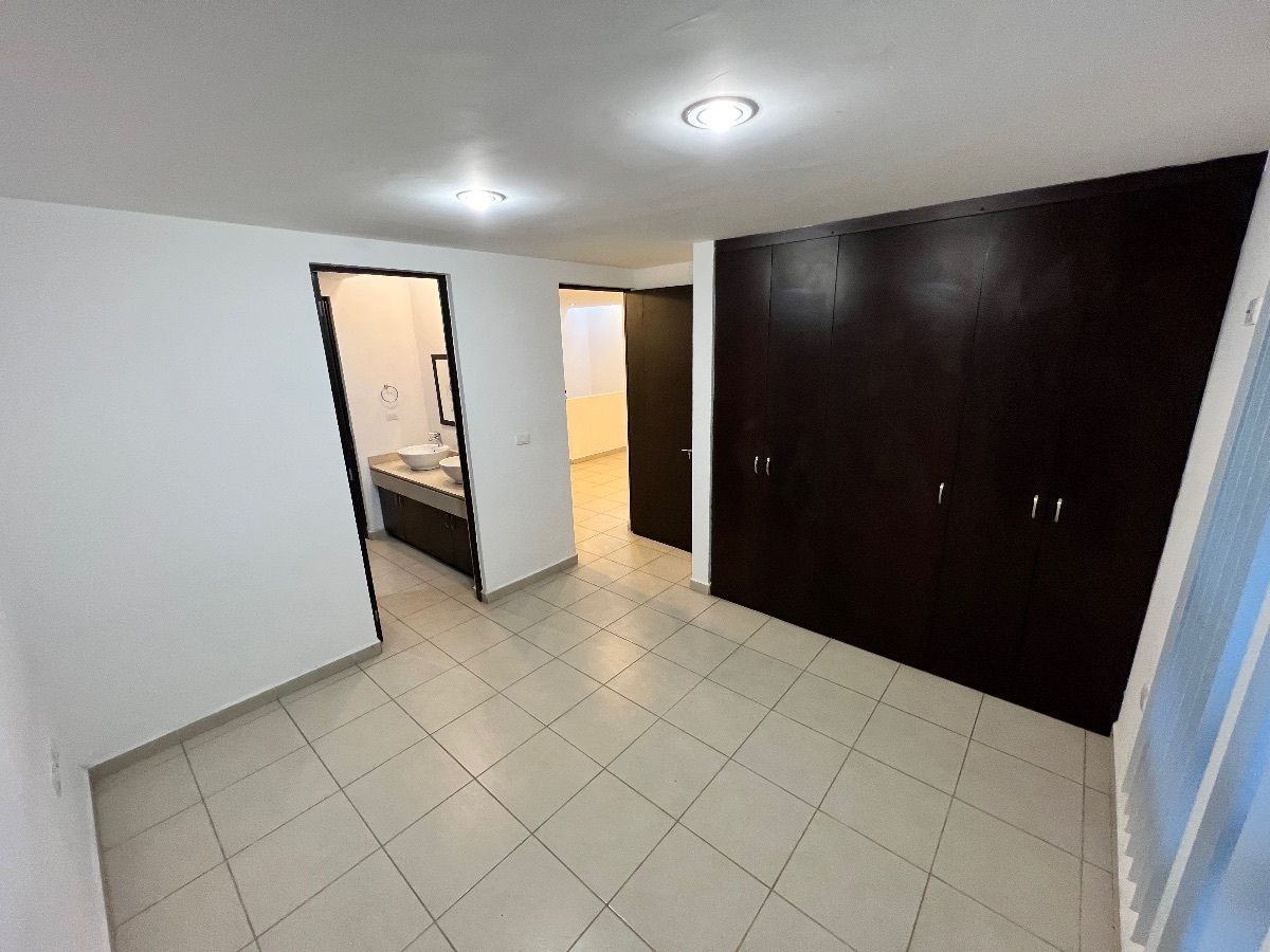 Casa em Milenio III, Querétaro, foto 17 de 21