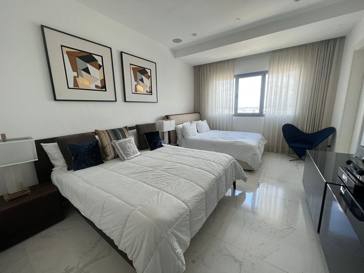 15 de 22: Segunda Habitación