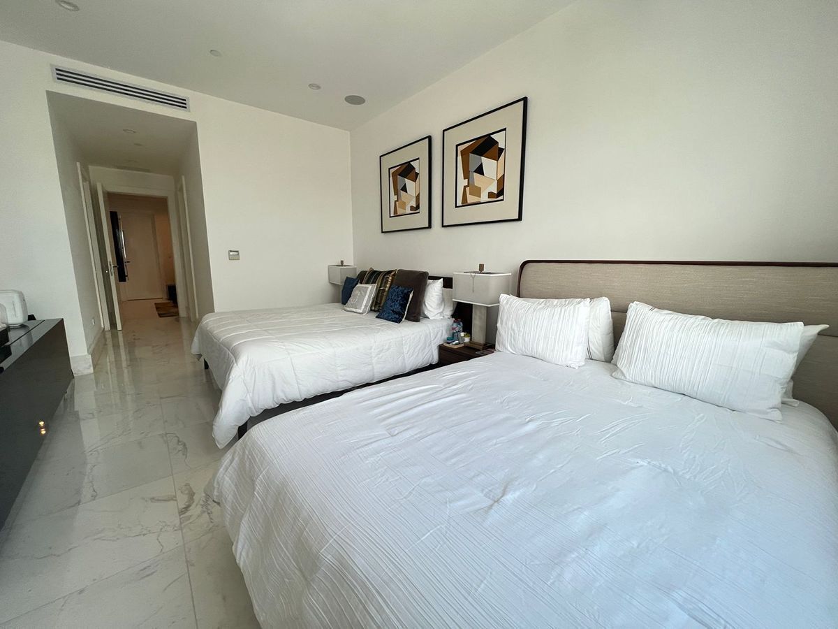16 de 22: Segunda Habitación