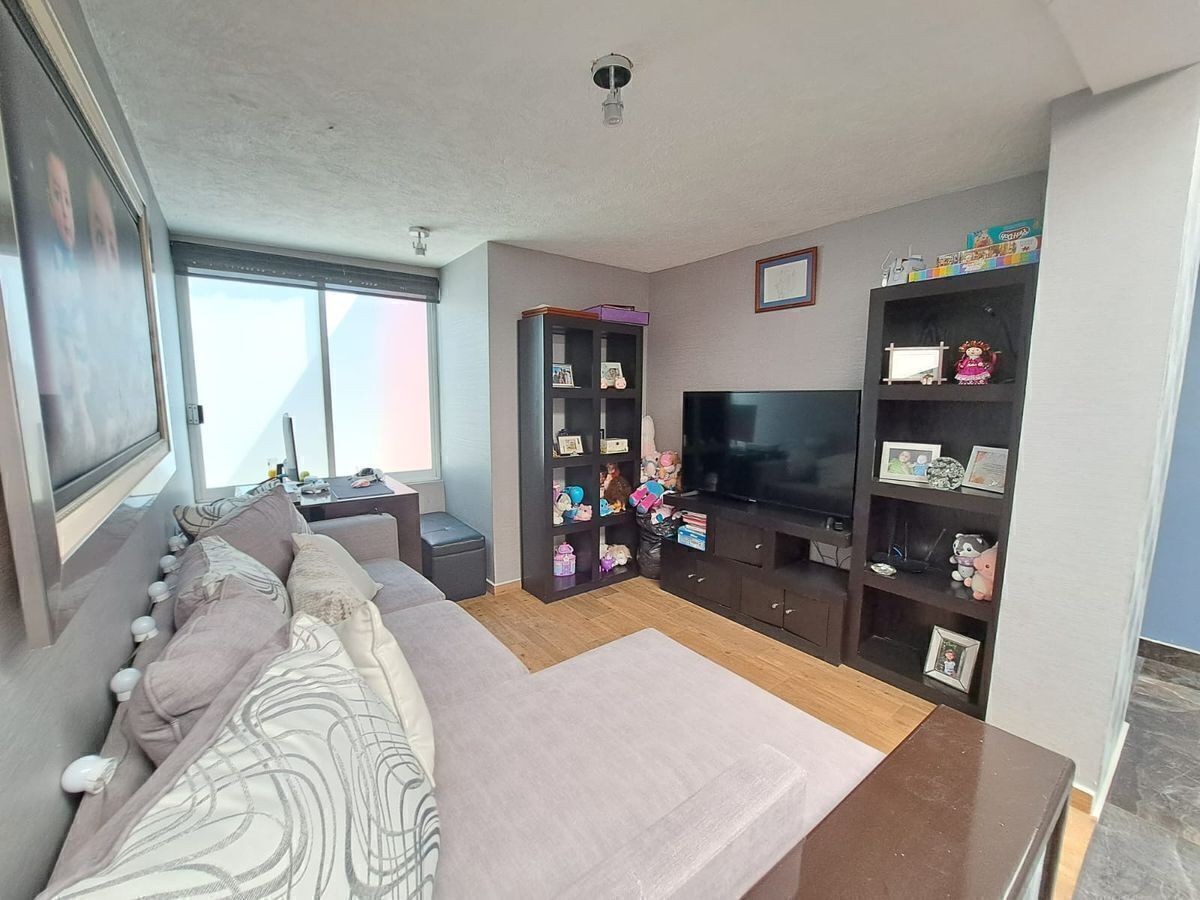 9 de 22: Family room