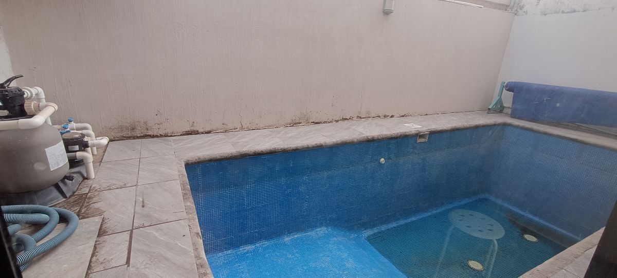 4 de 17