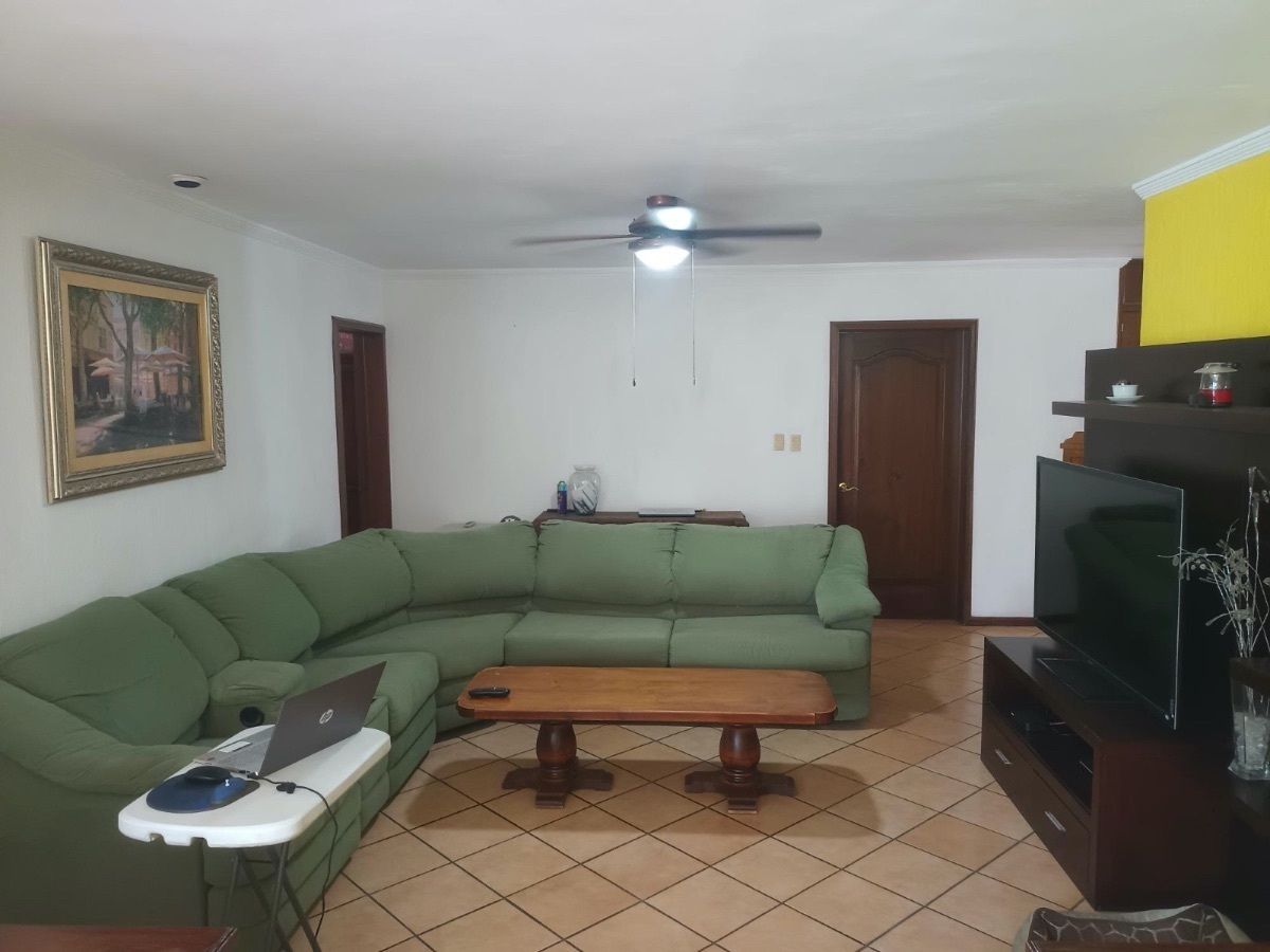4 de 12