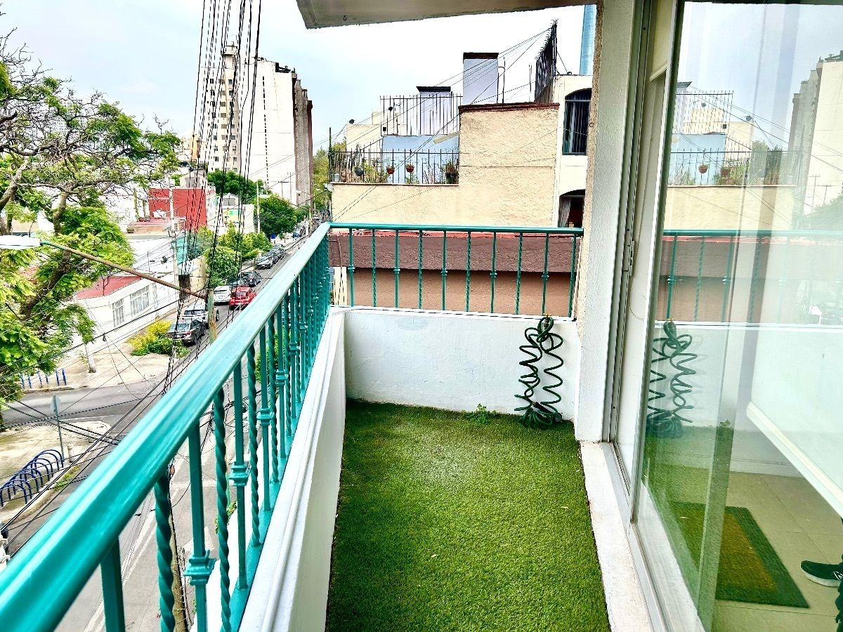 Apartment for Rent with Balcony. Acacias, photo 1 of 20