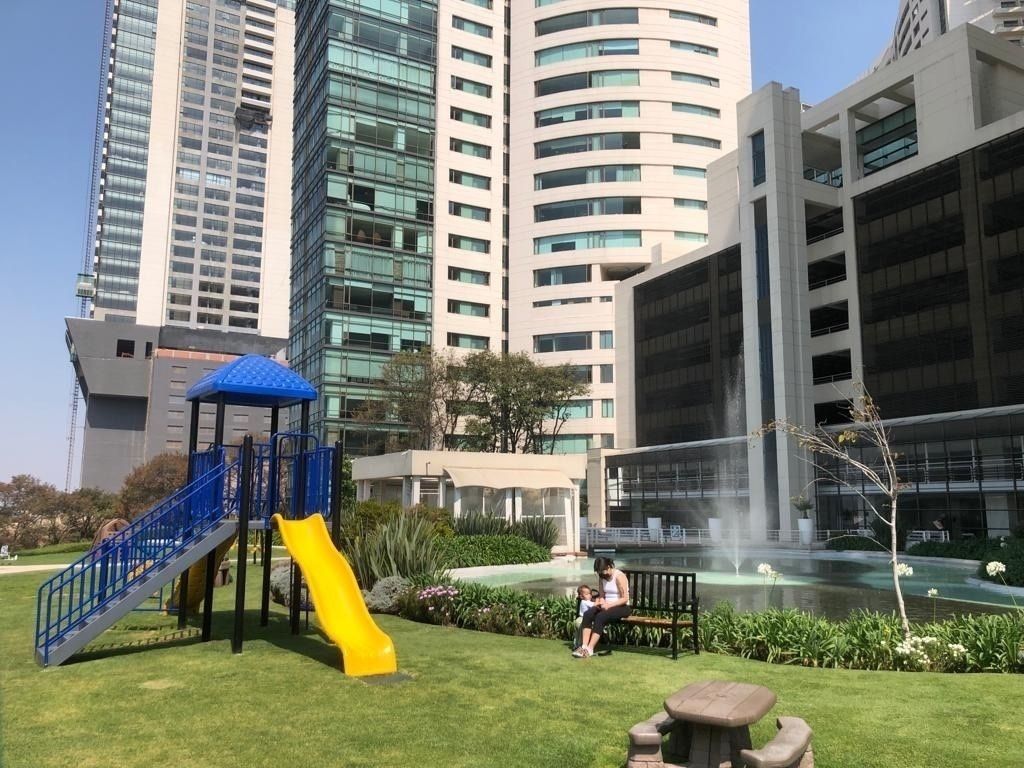 https://assets.easybroker.com/property_images/3946752/65000393/EB-OD6752.jpeg?version=1692120566