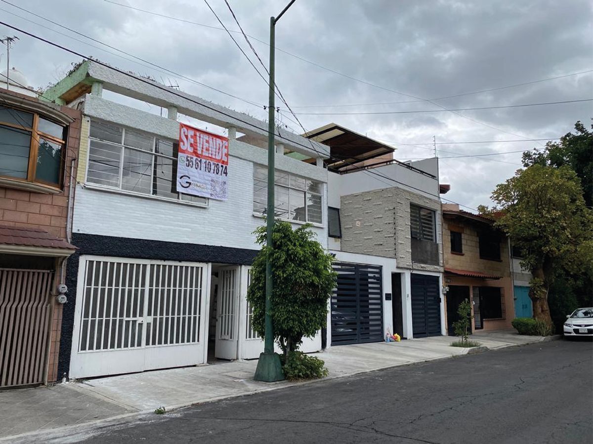 Casa en venta, 240m2 colonia Nueva Santa María CDMX
