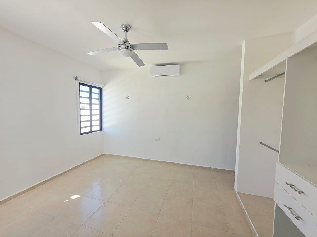 House in Caucel, Mérida, photo 20 of 32