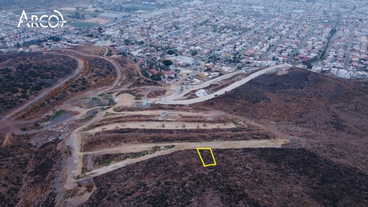 Terreno à venda em Valle Dorado., foto 1 de 3