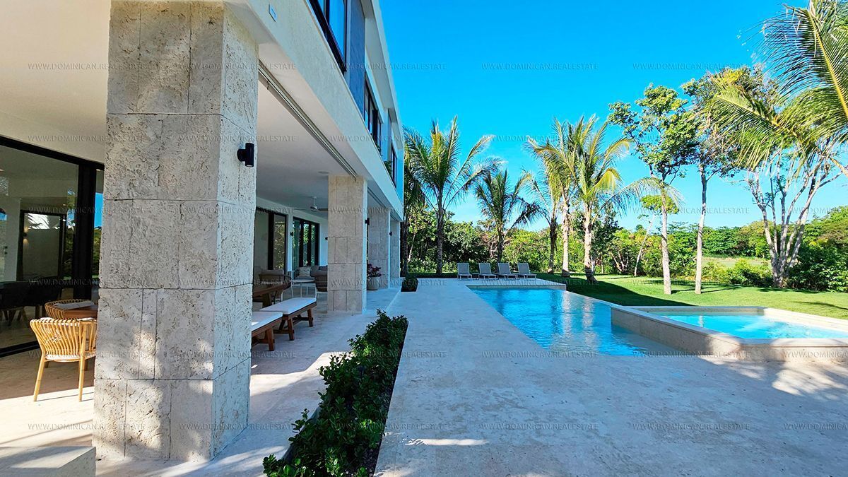 10 de 44: Se Vende Villa con Vista al Golf en Hacienda Punta Cana 10