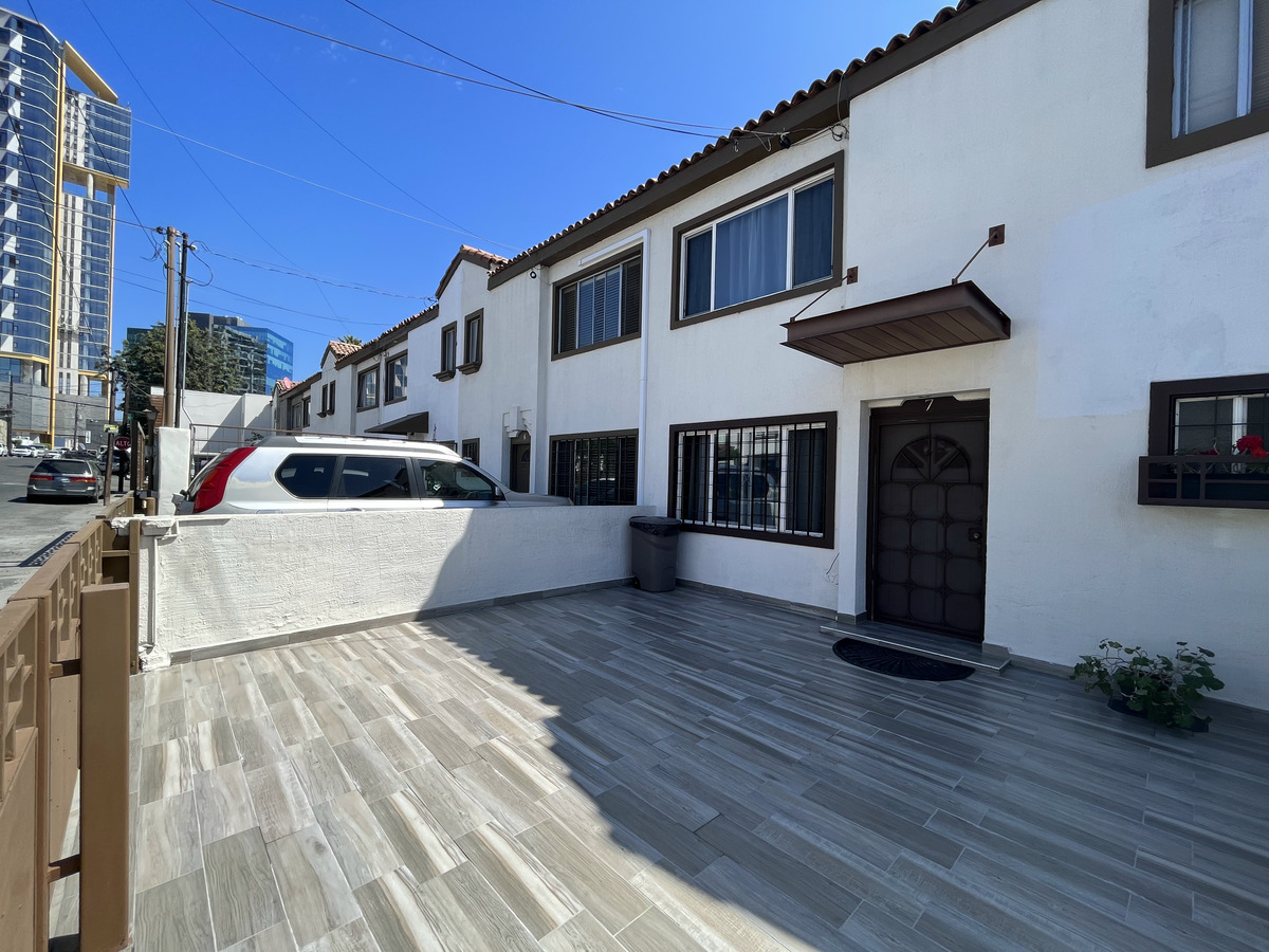 2 of 43: Casa en Calette