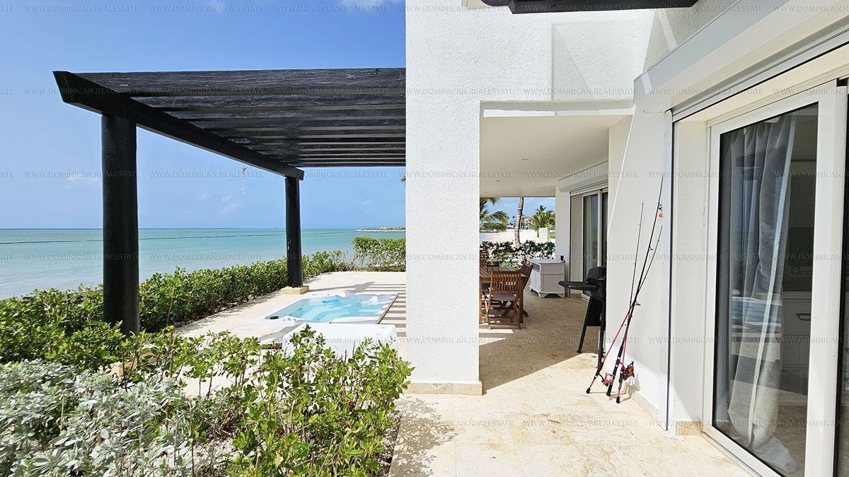 7 de 27: Se Vende Apartamento Frente al Mar en Cap Cana 7
