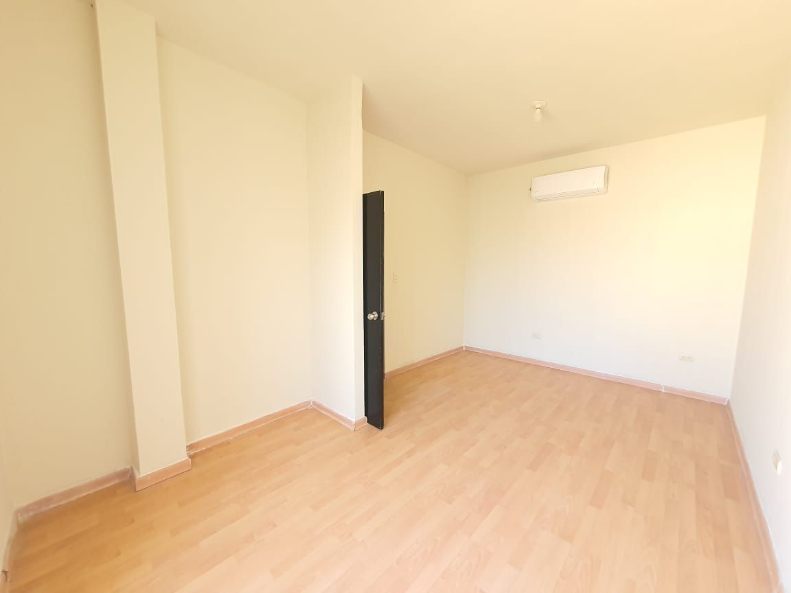 11 de 22: REC PRINCIPAL CON MINISPLIT