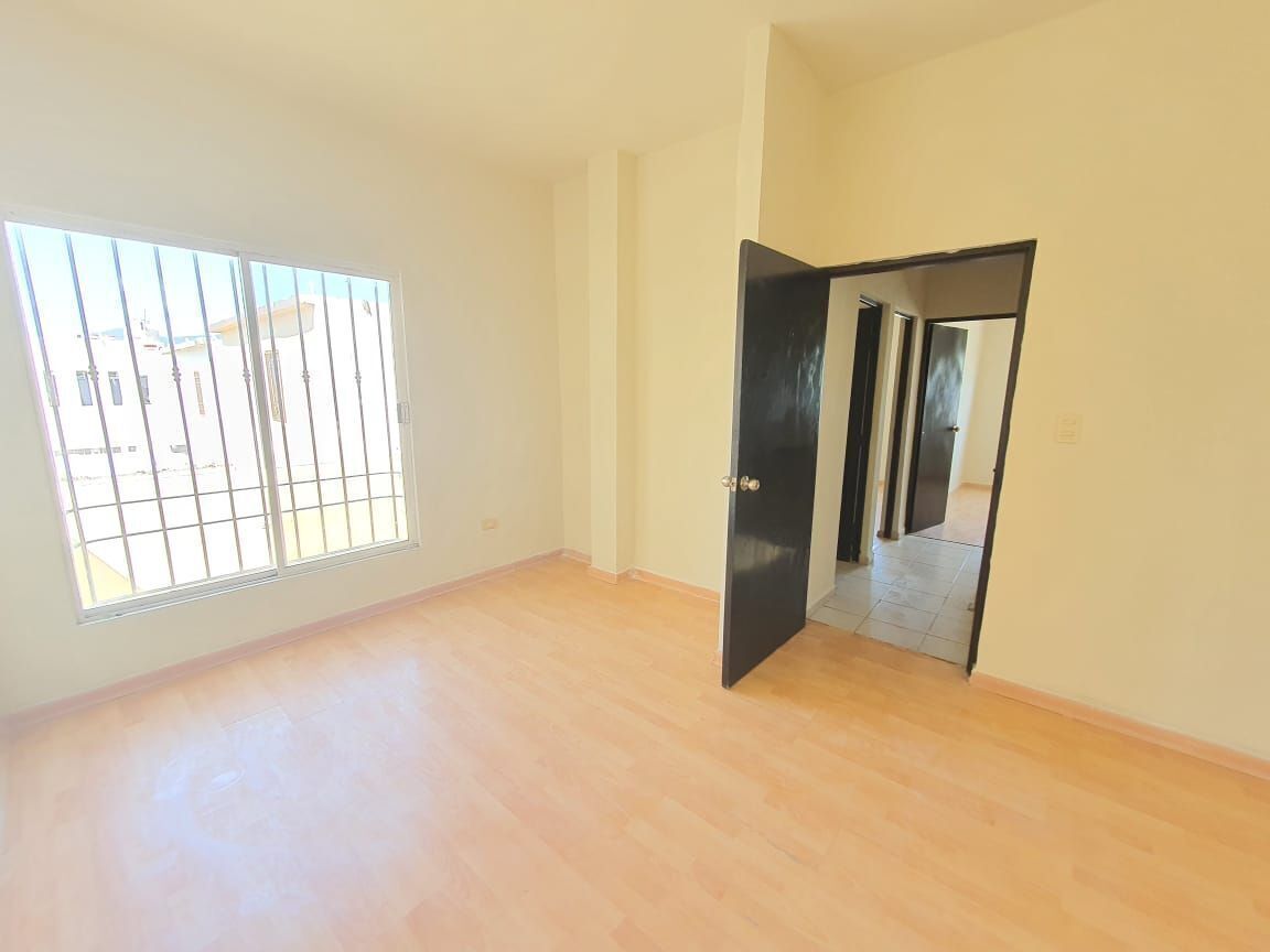 12 de 22: REC PRINCIPAL CON MINISPLIT