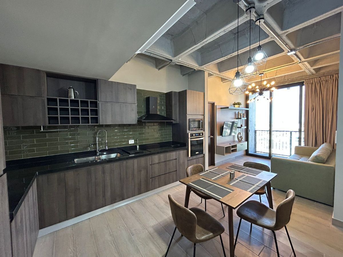 APARTAMENTO MOBILIADO PARA ALUGUEL NA ZONA CENTRAL DE MONTE REY., foto 1 de 23