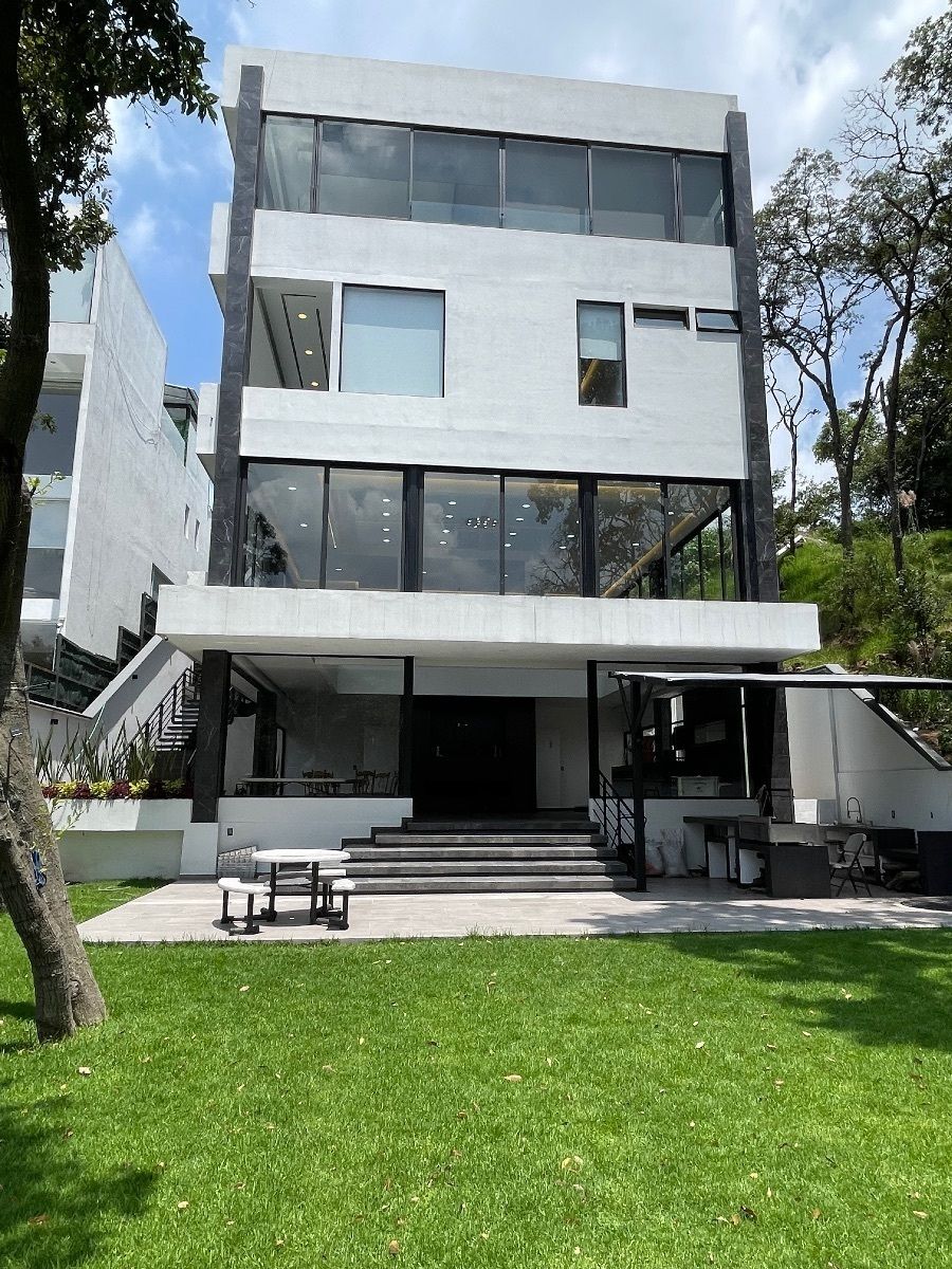 30 de 39: Contrafachada