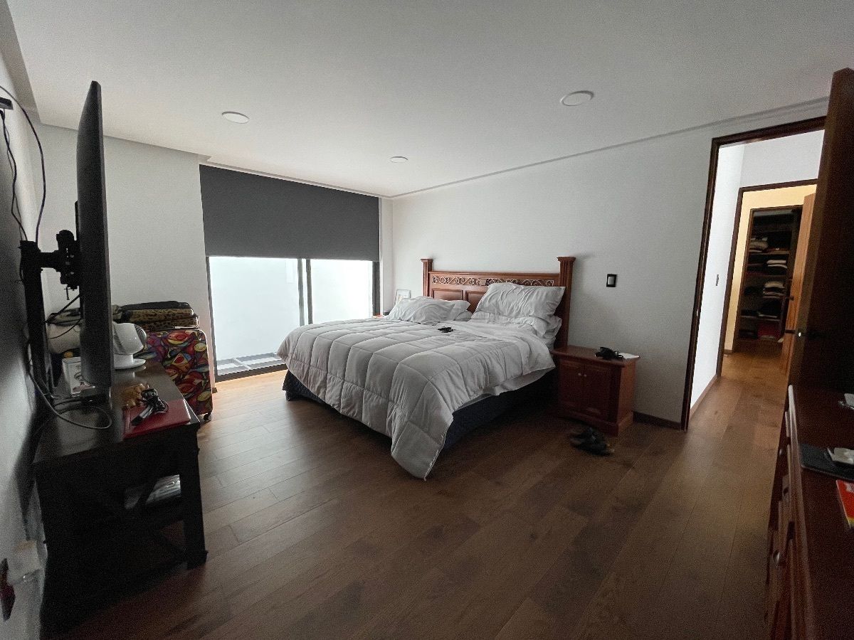 23 de 39: Recámara secundaria 2