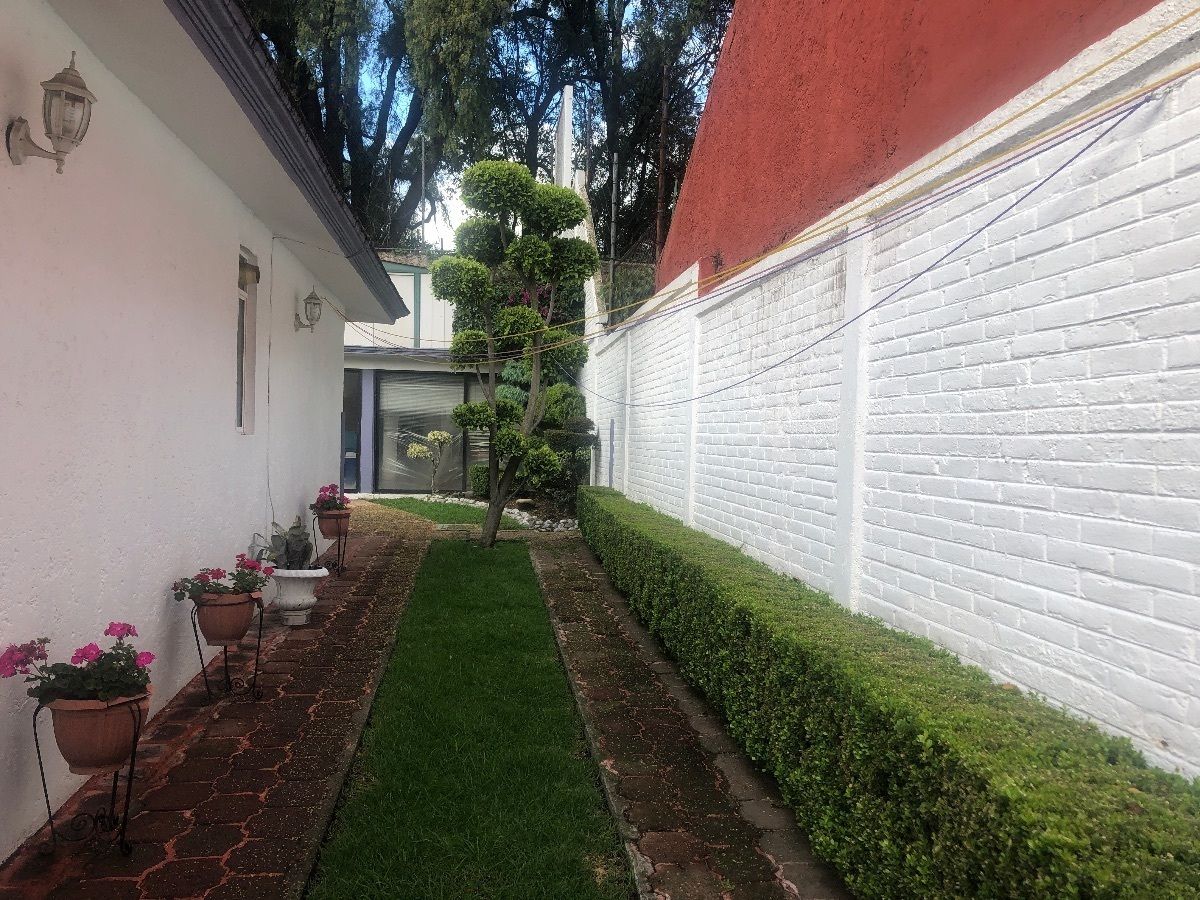 4 de 25