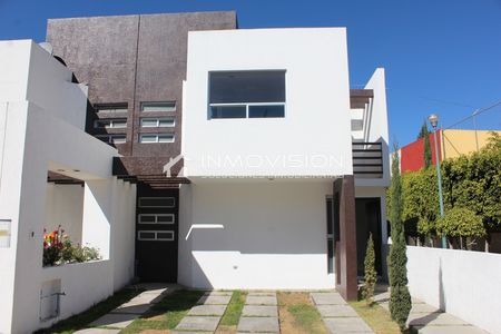 Casa en Renta, Xilotzingo, Puebla | EasyBroker