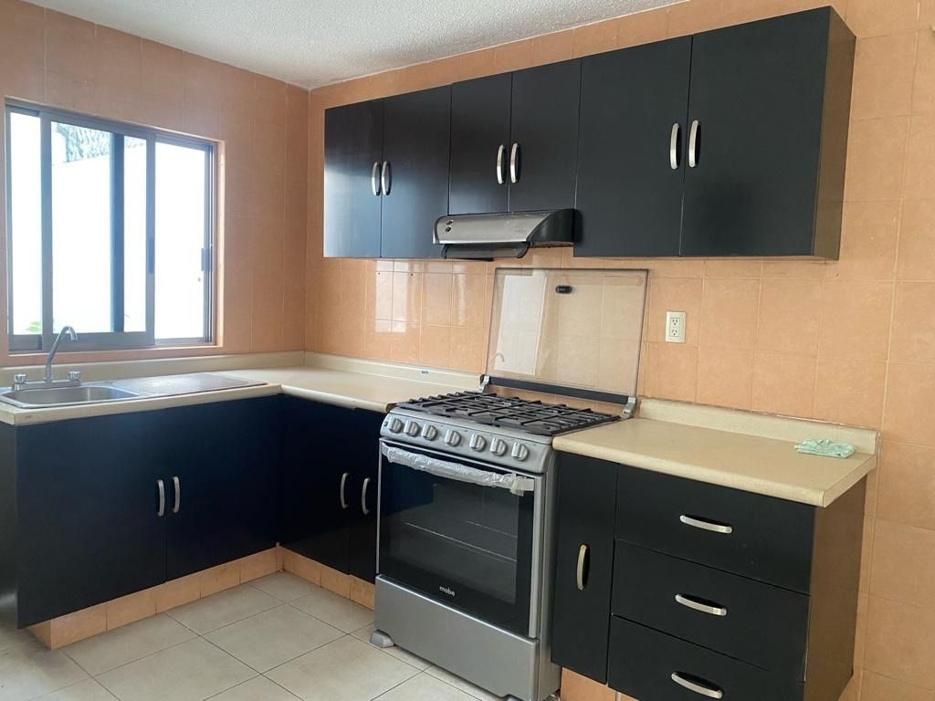 5 of 21: Cocina integral