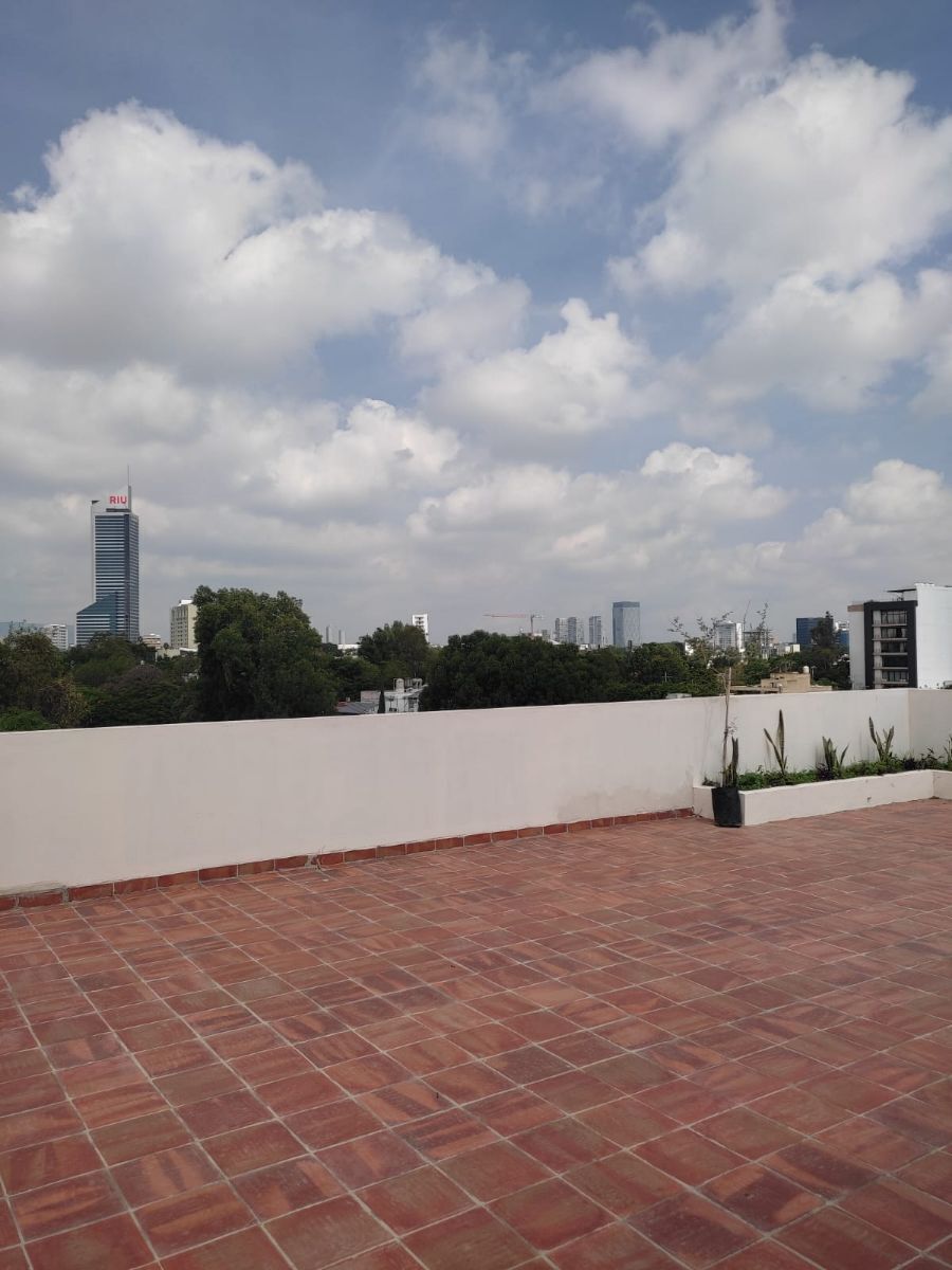 2 de 13: Otra Vista de la Terraza