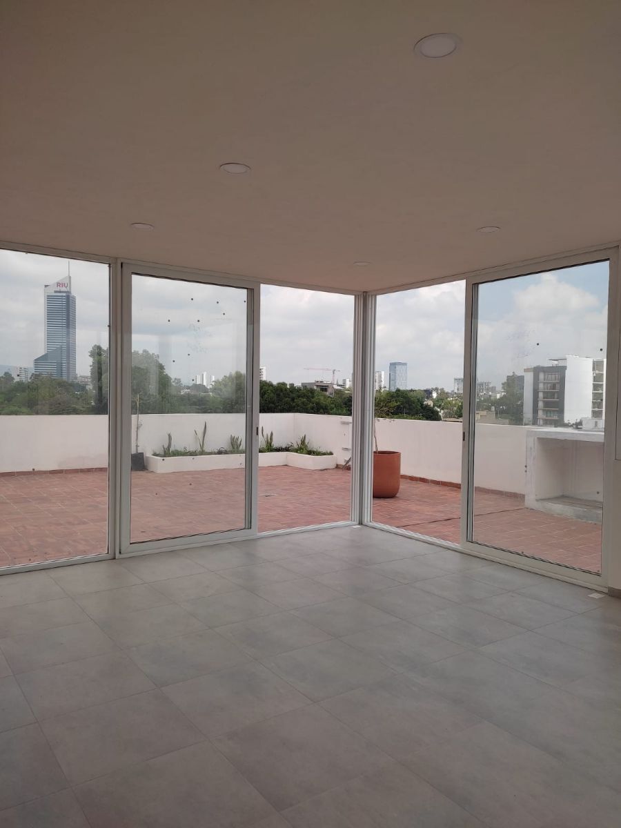 7 de 13: sala- comedor