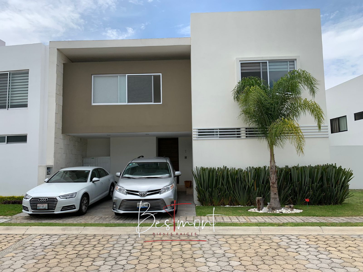 1 de 25: Fachada