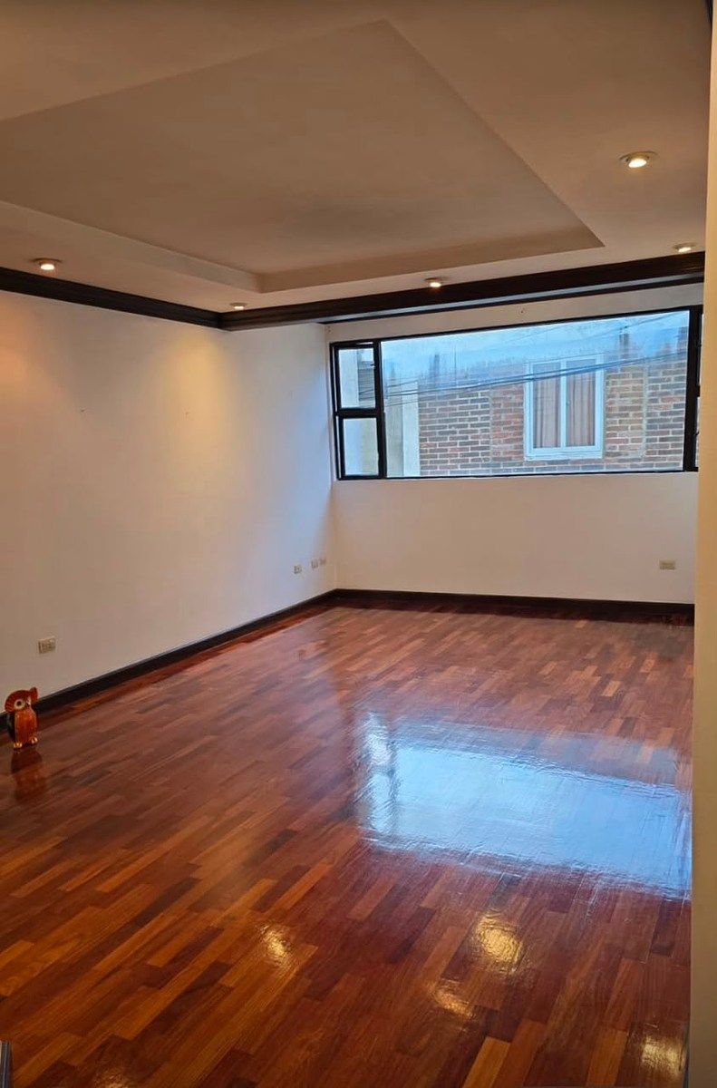 Edificio María Fernanda Zona 14 | Apartamento en Renta - Image 4
