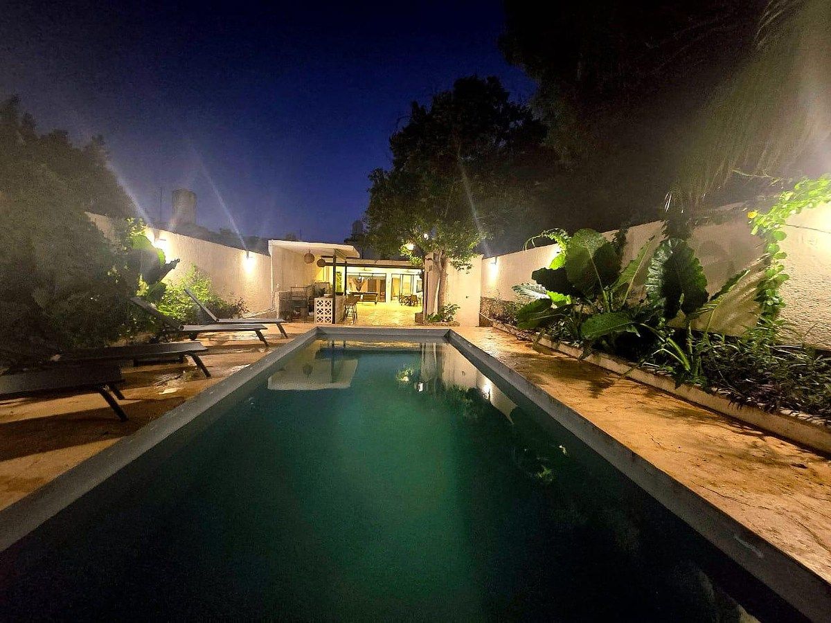 CASA REMODELADA À VENDA EM MERIDA, CENTRO (AVC-2197), foto 1 de 28