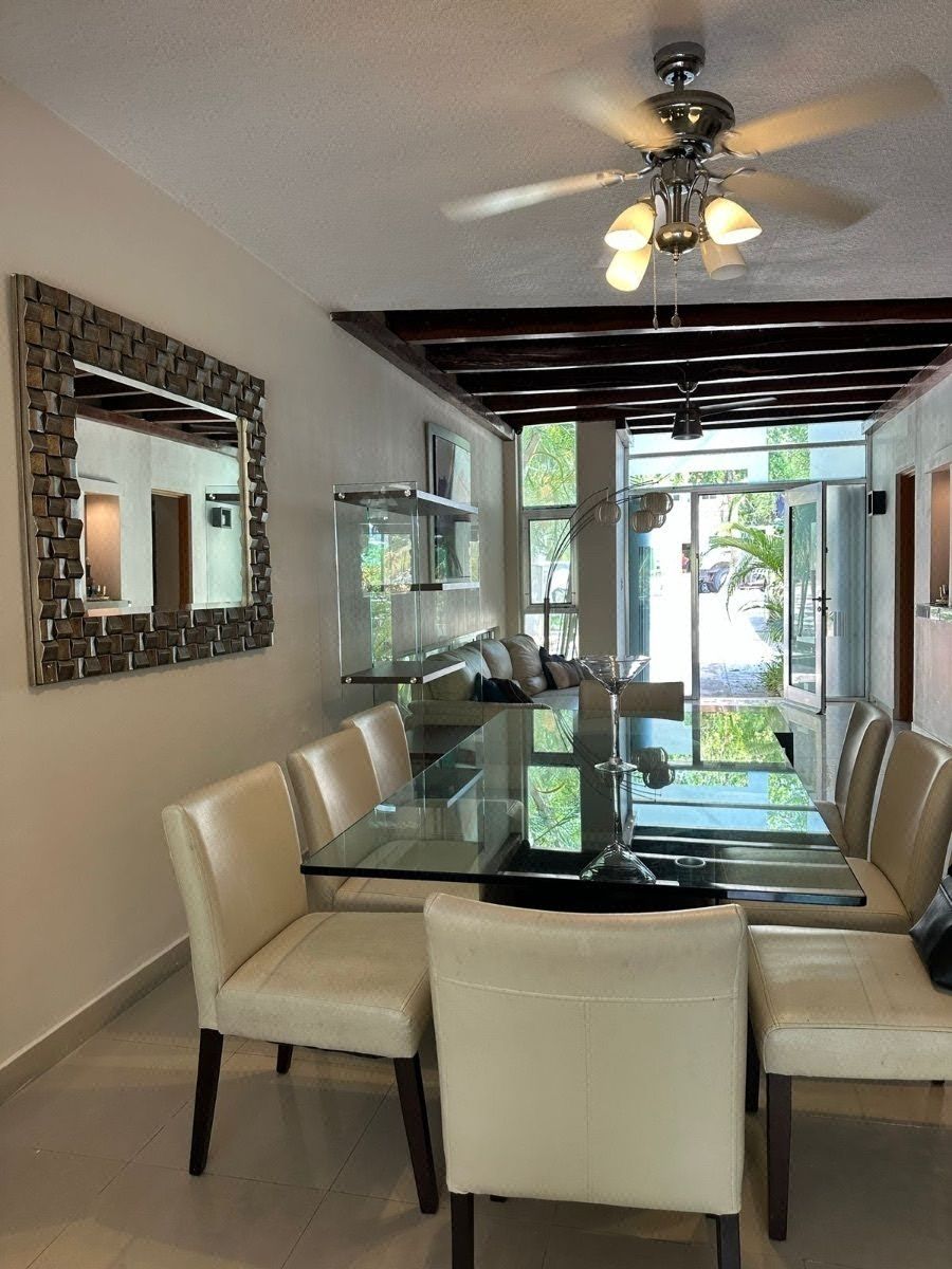 CASA EN RENTA, 4 RECÁMARAS, PLAYACAR, PLAYA DEL CARMEN, foto 1 de 13