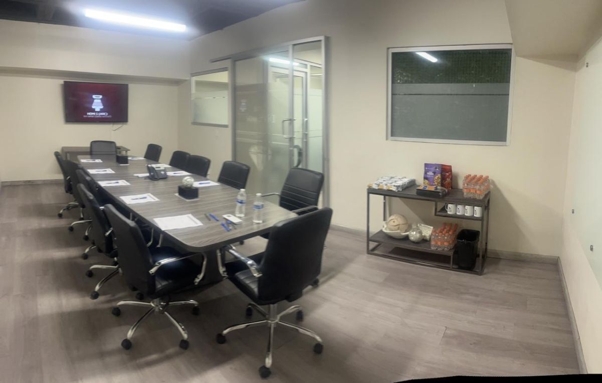 7 de 17: Sala Diamante (10-12 personas)