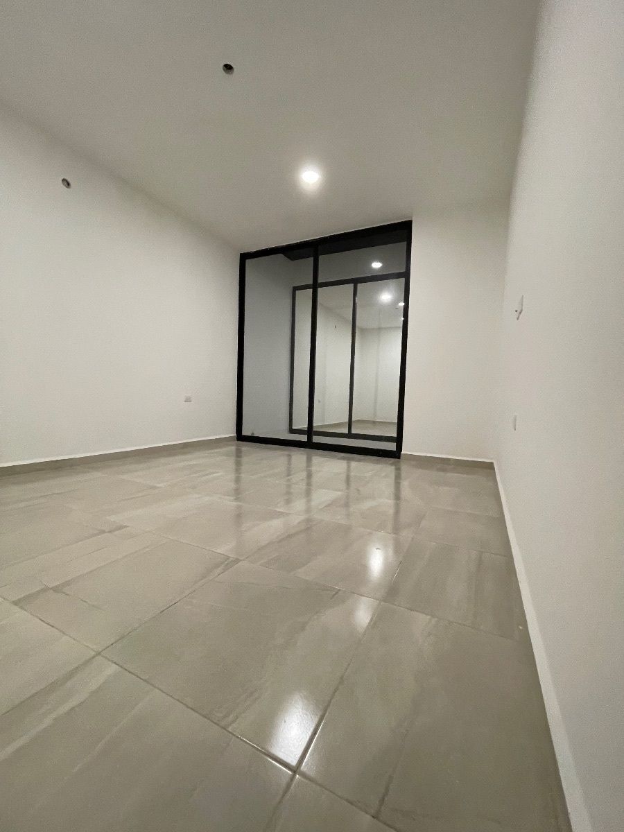 15 de 33: Casa muestra
