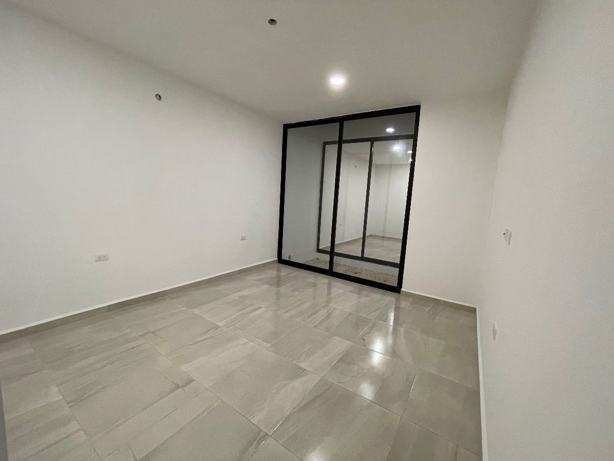 17 de 33: Casa muestra