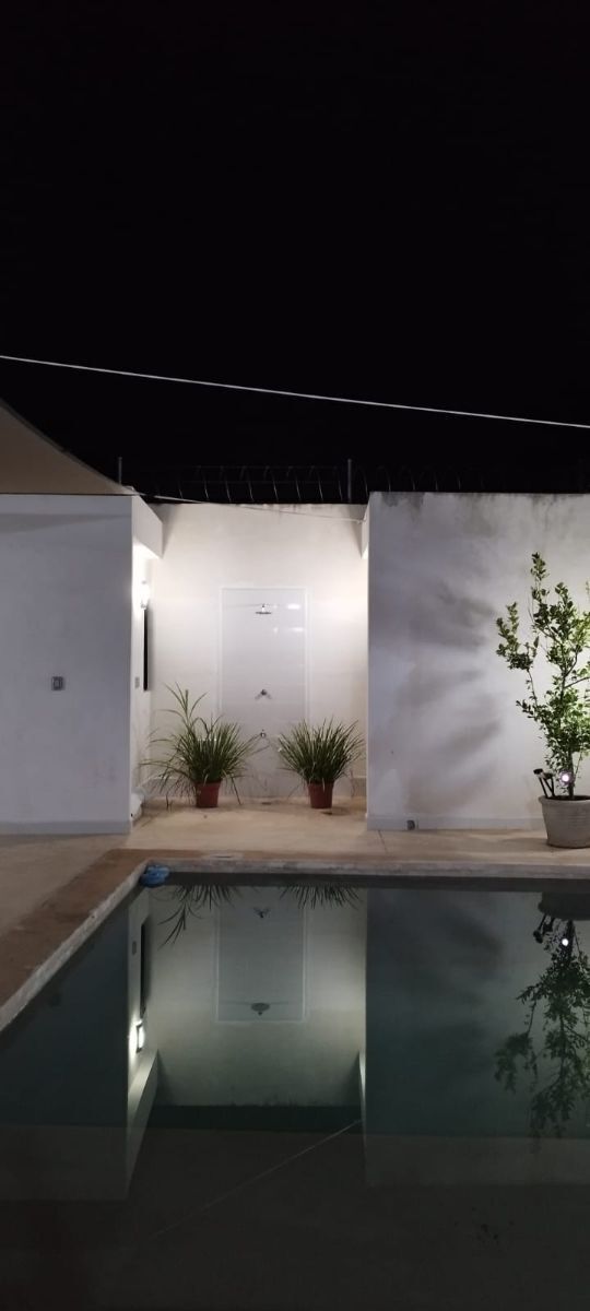 4 de 15: regadera de piscina bodega y baño