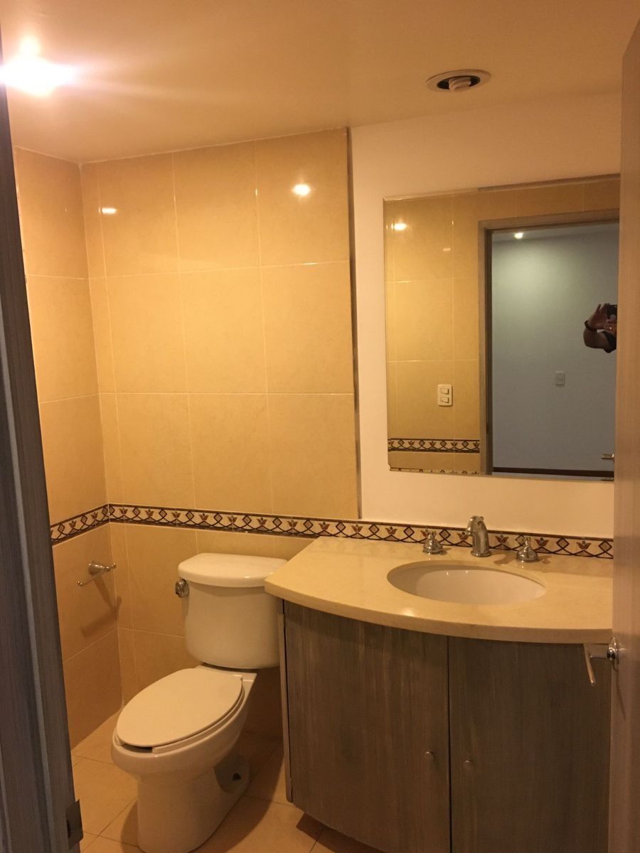 OPPORTUNITY: Spacious apartment with a good view - foto 5