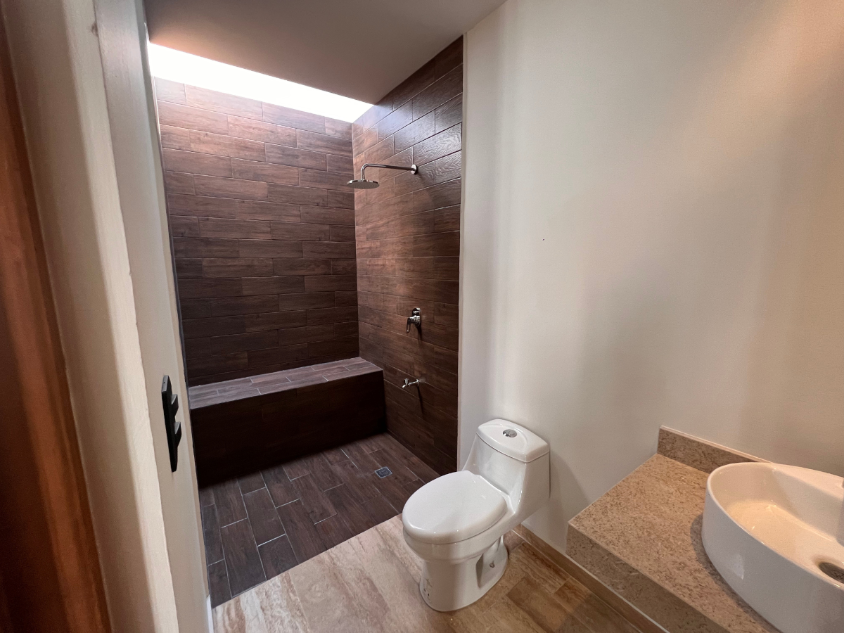 13 de 18: Segundo Baño