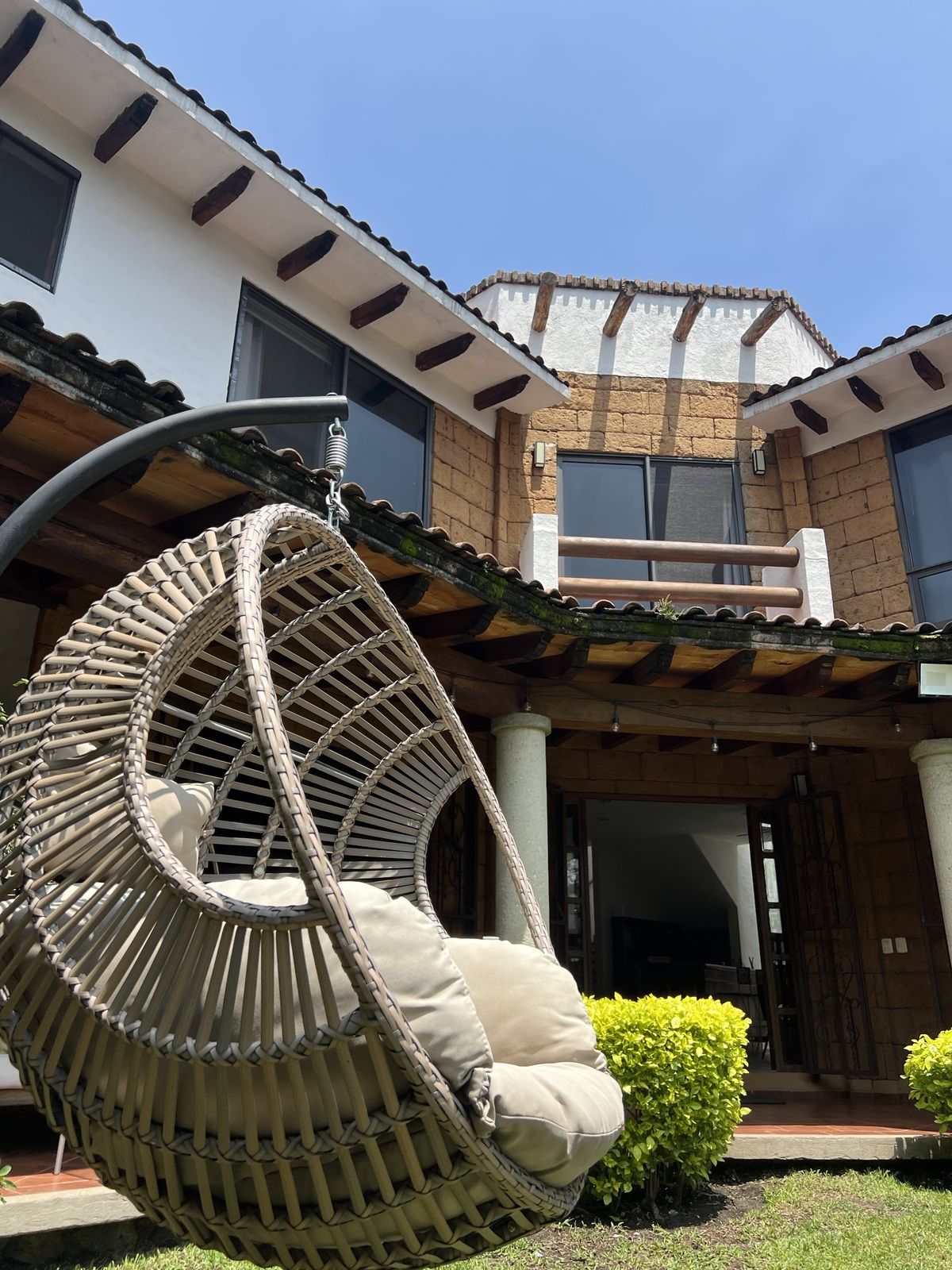 2 of 29: Casa