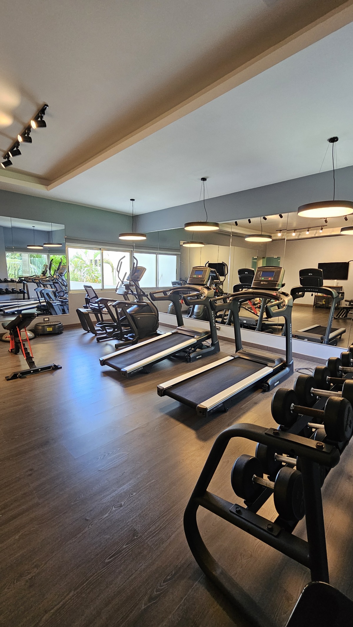 26 de 28: Gym