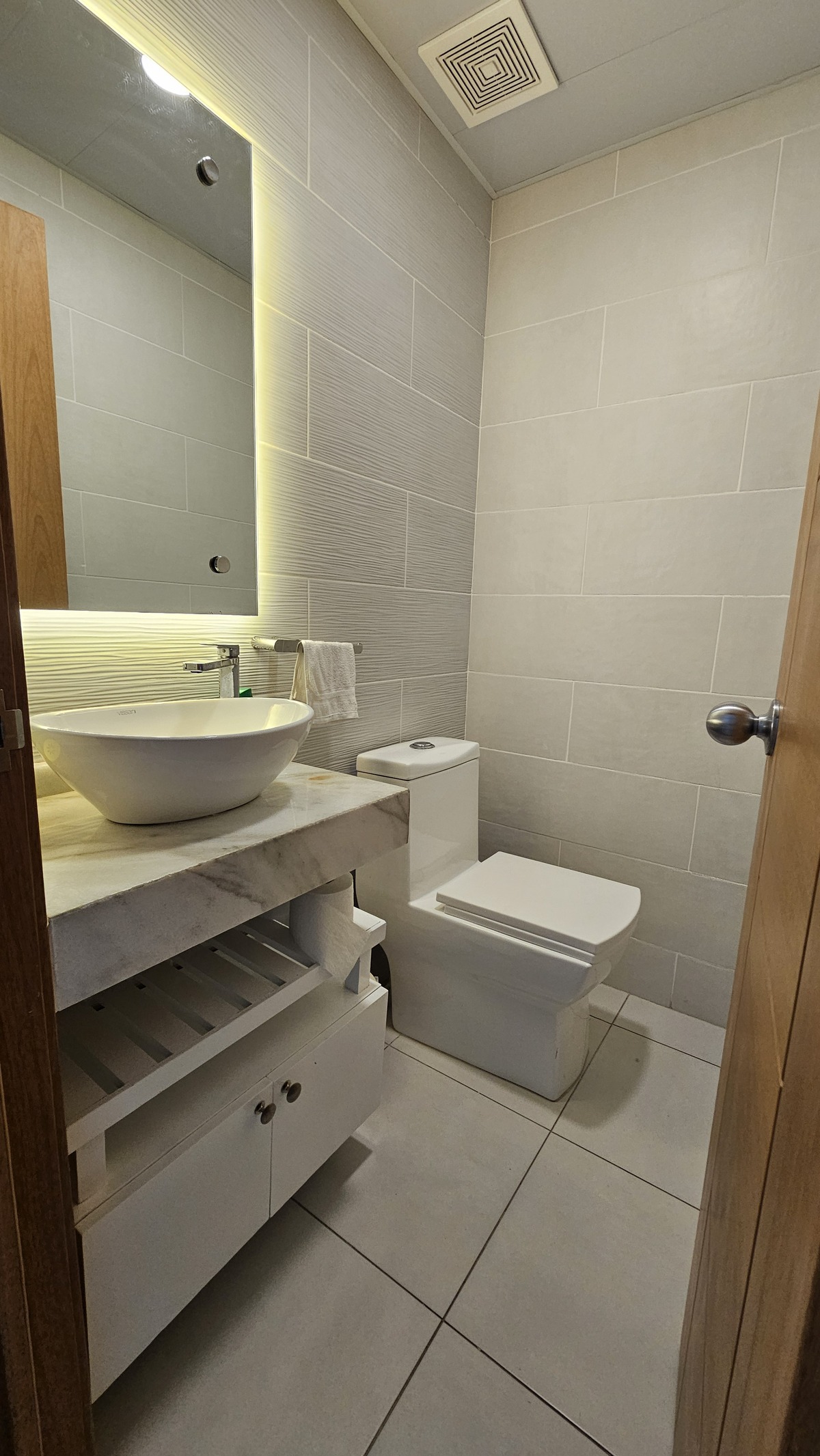 14 de 28: Baño visita