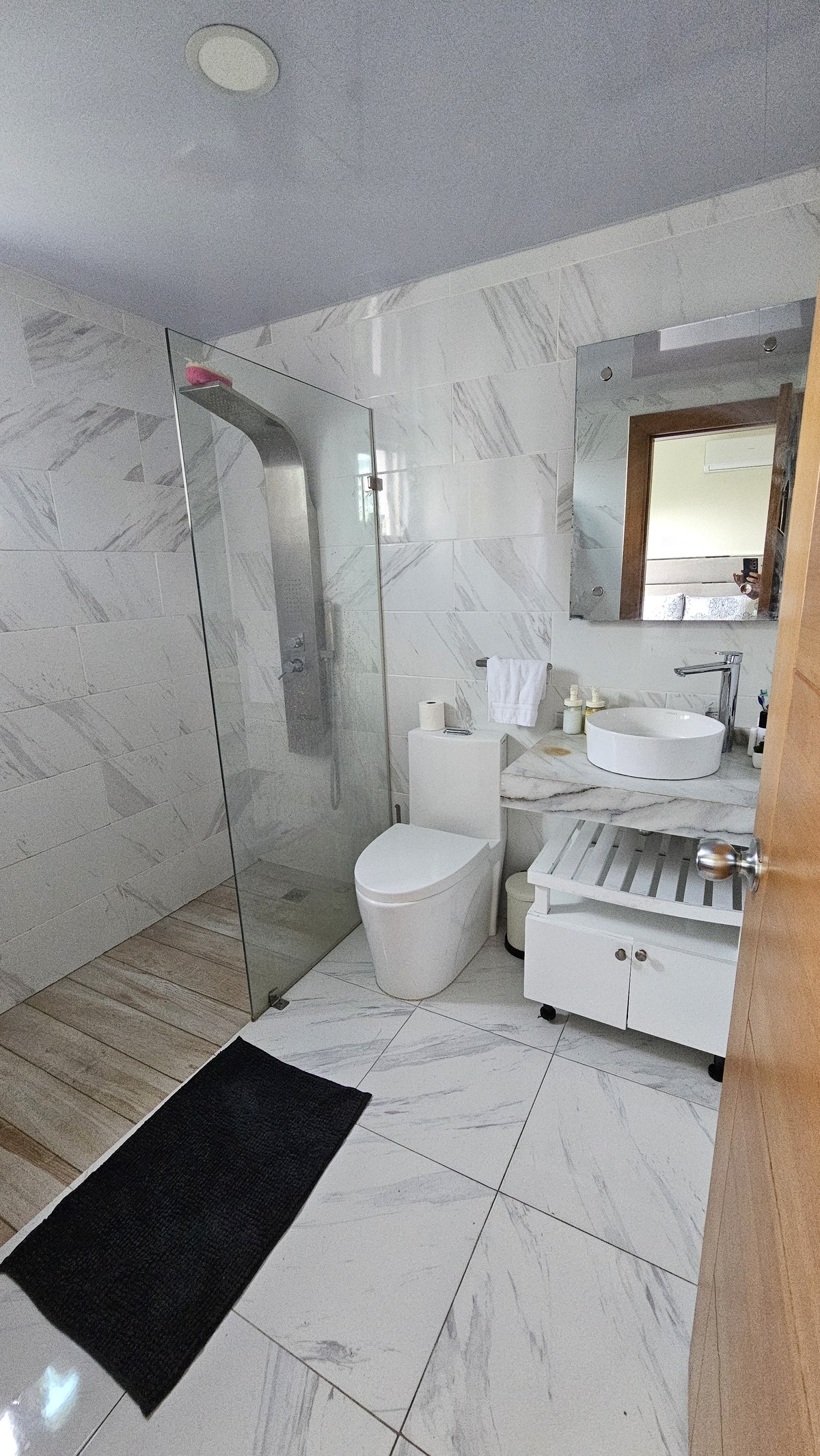 13 de 28: Baño hab 1