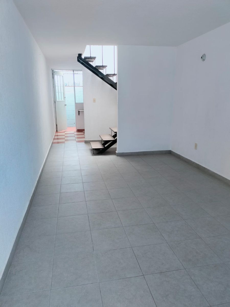 1 of 6: Sala - comedor