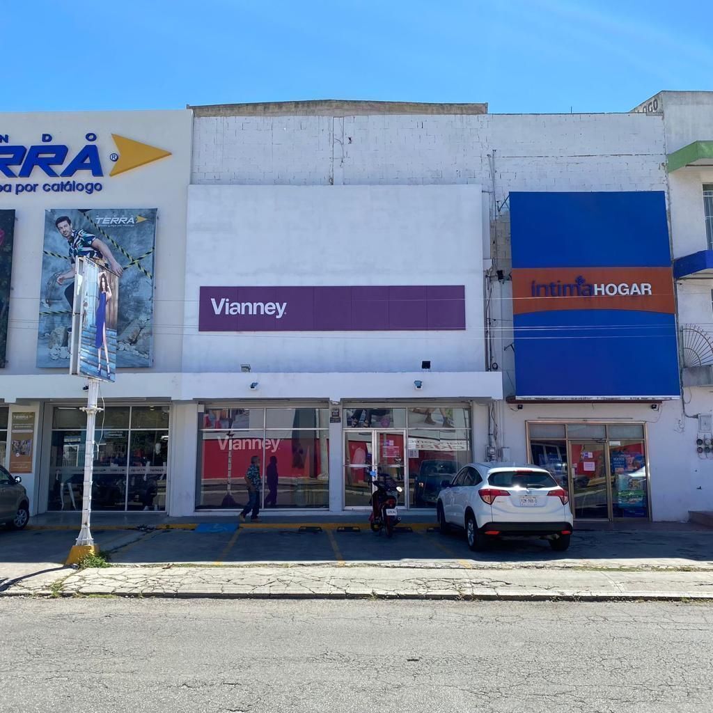 Local sobre avenida comercial Garcia Gineres