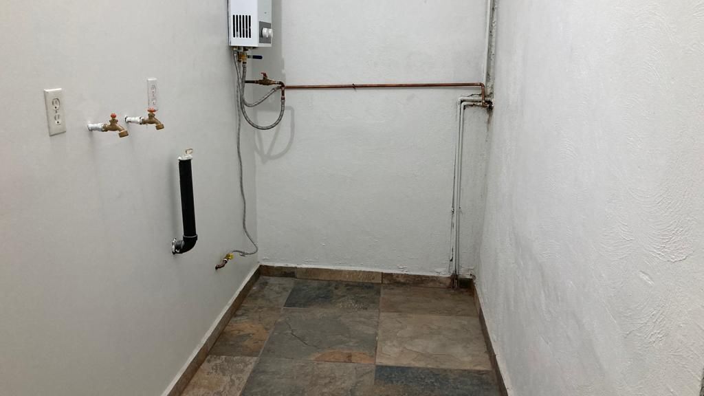 11 de 13: Cuarto de lavado