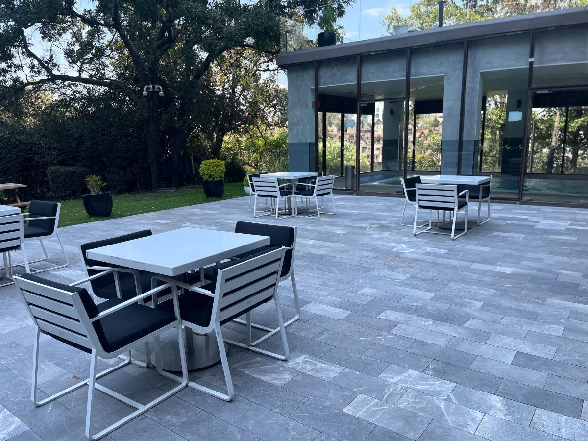 1 de 35: Terraza del salón usos múltiples