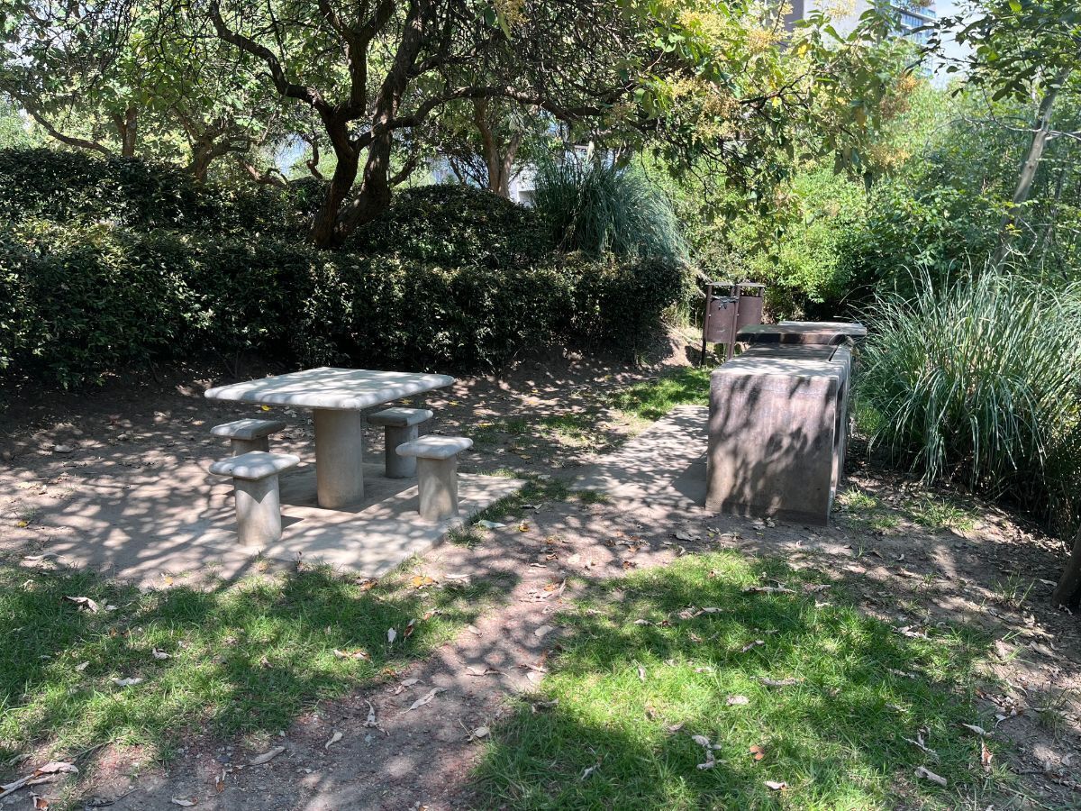 26 de 35: Jardines y asadores