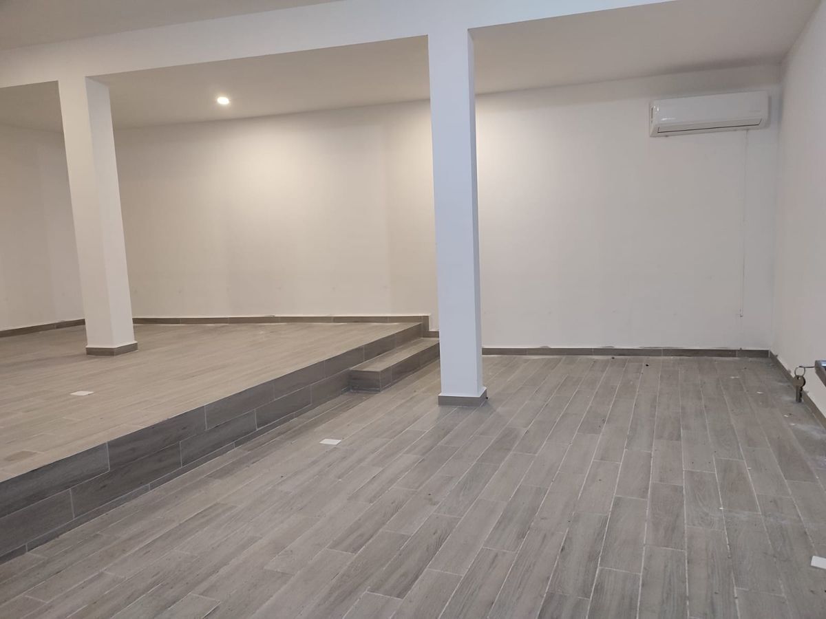 12 de 14: Cine en sótano