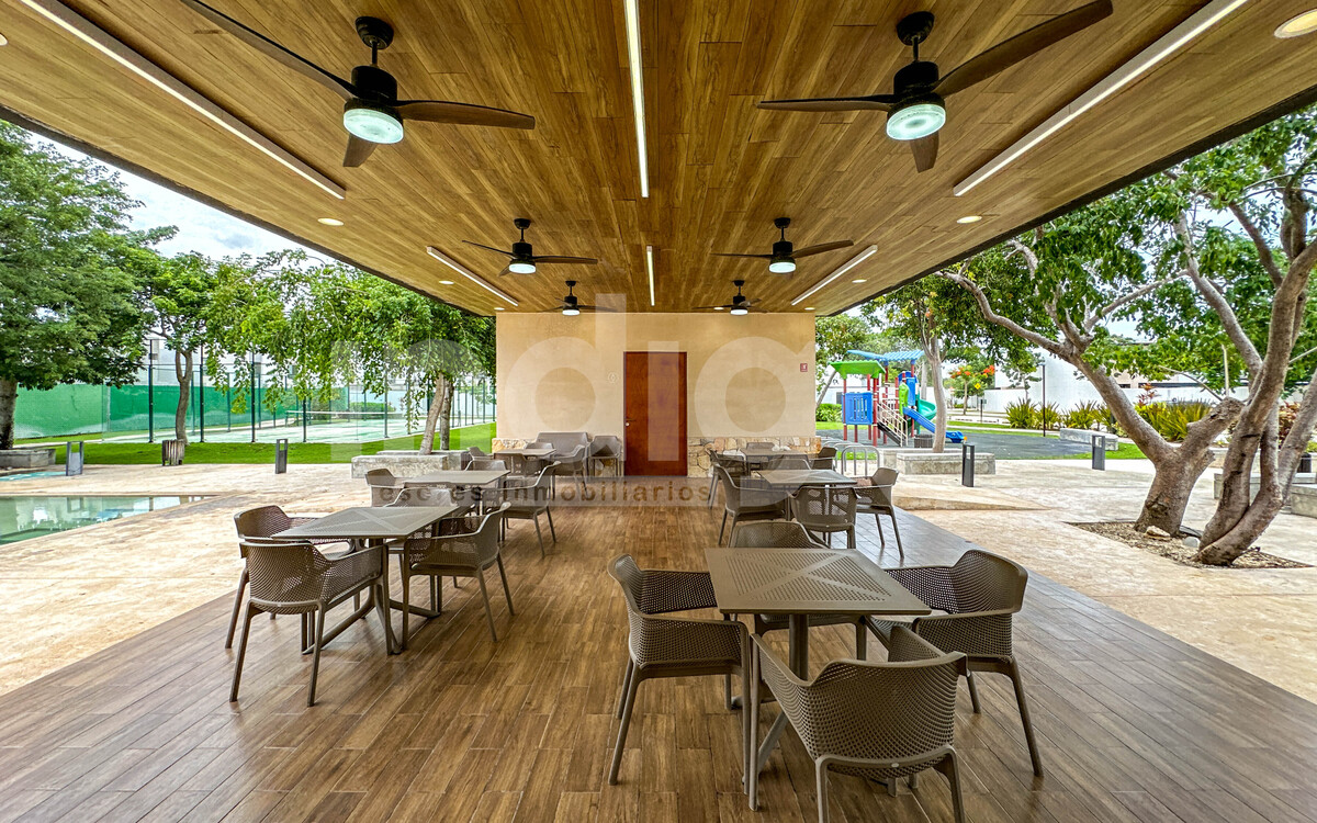 10 de 18: Terraza Social